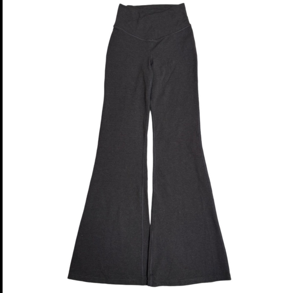 {Old Navy} "Powerchill Extra High Rise Super Flare" Gray Crossover Yoga Pants - Picture 7 of 7